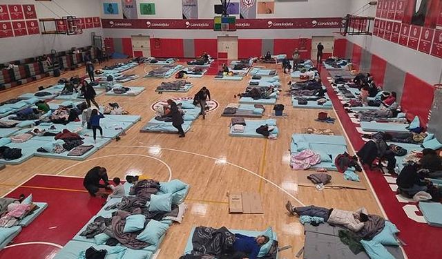 Bakan Kasapoğlu: 152 tesiste, 150 binden fazla vatandaşımız konaklıyor