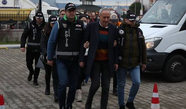 Gökçeada Belediye Başkanı Ünal Çetin ve 4 şüpheli adliyeye sevk edildi
