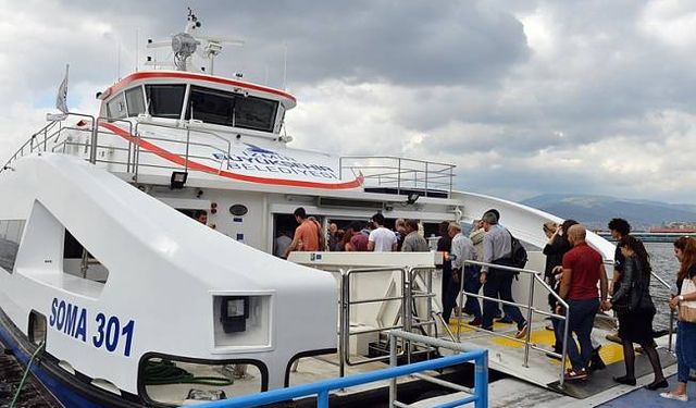 İzmir'de feribot sefer ücretleri zamlandı