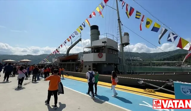 TCG Nusret Müze Gemisi, Bartın'da ziyarete açıldı