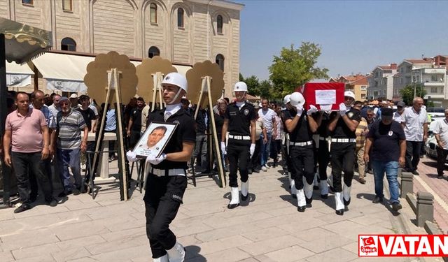 Şırnak'ta görevi başında kalp krizi geçirerek hayatını kaybeden polisin cenazesi Konya'da defnedildi