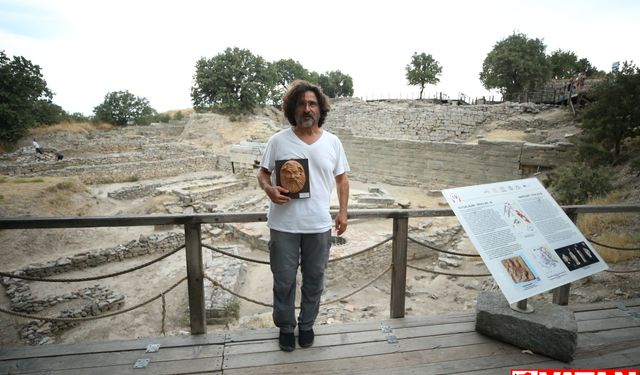 Troya Antik Kenti Kazı Başkanı Prof. Dr. Aslan, İtalya'dan aldığı uluslararası ödülü değerlendirdi