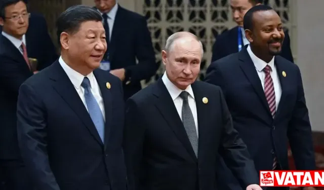 Vladimir Putin, Xi Jinping'in küresel Kuşak ve Yol zirvesinde karşılandı