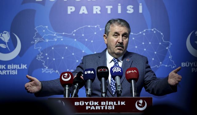 BBP'li Destici: 24 Kasım'da öğretmenlerimize bir maaş ikramiye verilmesini teklif ediyoruz