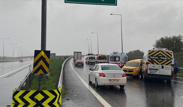 Kocaeli'de trafik kazasında 13 kişi yaralandı