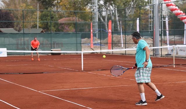 TTF Ankara Tenis Eğitim Merkezi’nin ilk turnuvasında kupalar sahiplerini buldu