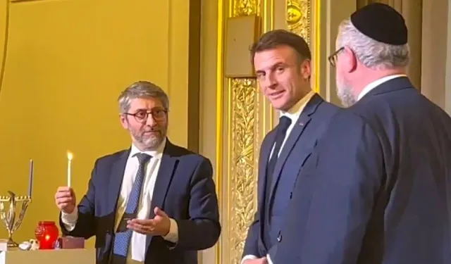 Fransa'da Emmanuel Macron laiklik konusunda her taraftan tartışmaya girdi