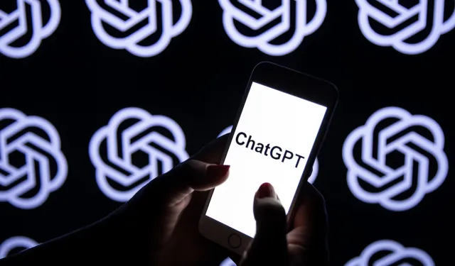 ChatGPT'nin ilk yılı: Etki ve tartışmaların dönemsel değerlendirmesi