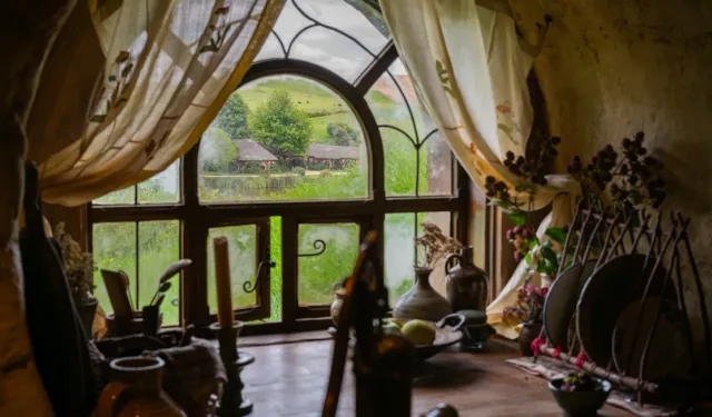 Yeni Zelanda'da "Hobbit Deliği" ziyaretçilere açıldı