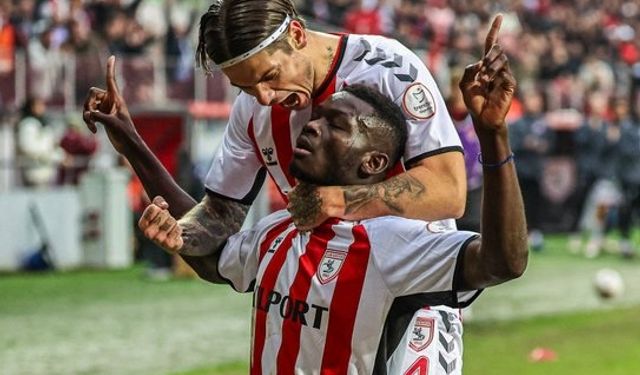 Samsunspor evinden 3 puan alarak ayrıldı