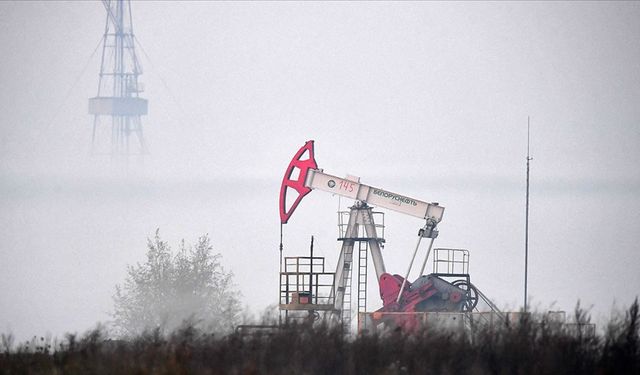 Brent petrolün varil fiyatı 75,71 dolar