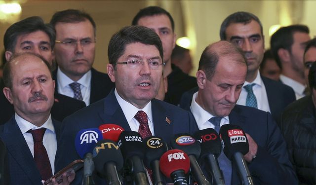Adalet Bakanı Tunç: Anayasa'mızın darbeciler tarafından yazdırılmış olması tek başına değişmesi için yeterli sebeptir