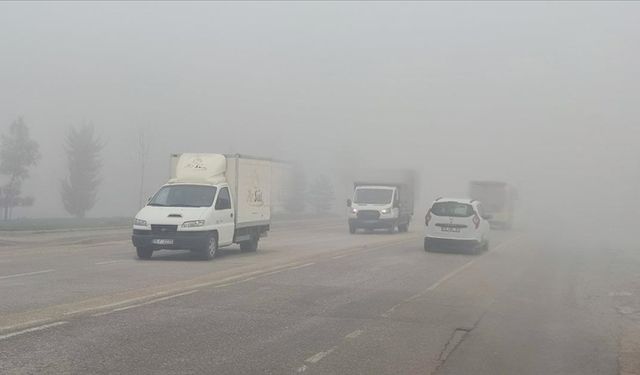 Bursa'da bazı yollarda yoğun sis etkili oldu