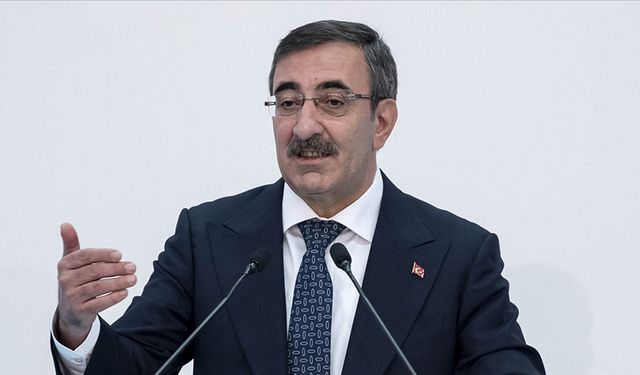 Cevdet Yılmaz: Enflasyonu düşürmeye yönelik politikalarımız yatırım ortamını iyileştirmektedir