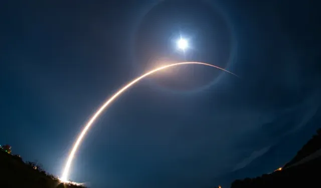 SpaceX, 14 Ocak'ta Florida'dan 23 Starlink uydusunu fırlatacak