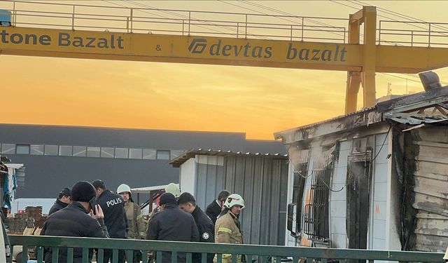 Sultanbeyli'de işçilerin kaldığı konteynerde çıkan yangında 3 kişi hayatını kaybetti