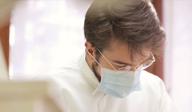 İspanya'da hastanelerde maske takma zorunluluğu getirildi