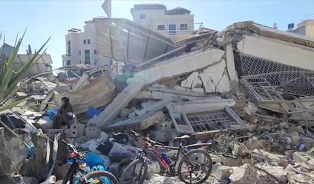 Yeryüzü Doktorlarının Gazze'deki kliniği İsrail tarafından yıkıldı