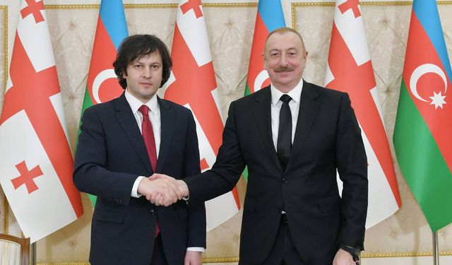 Azerbaycan Cumhurbaşkanı Aliyev, Gürcistan Başbakanı Kobakhidze'yi kabul etti