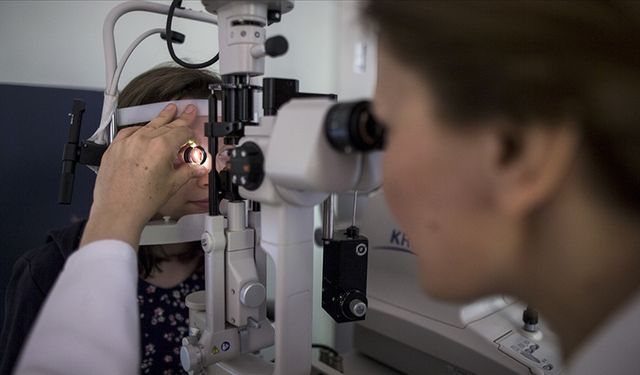 Körlüğe yol açan glokoma karşı "göz tansiyonunu ölçtürün" uyarısı