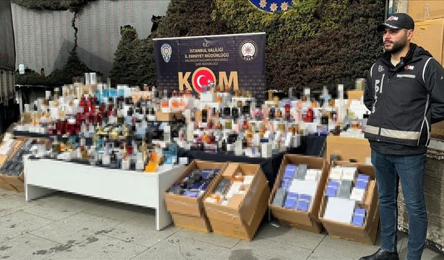 İstanbul'da 129 bin 386 şişe kaçak parfüm ele geçirildi