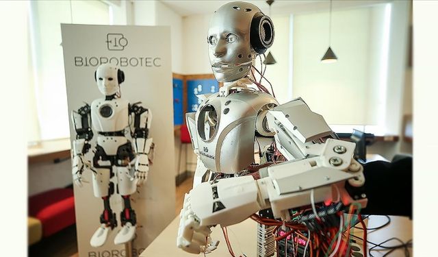 Türk robot "Cuma" yapay zekayla beceriler kazanacak
