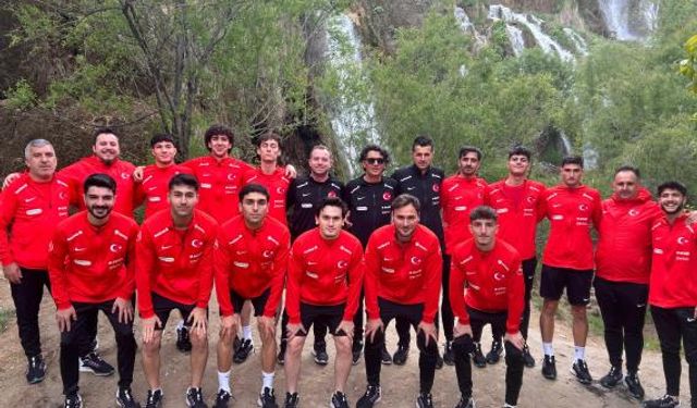 Futsalda A Milli Takım'ın 19 Yaş Altı Milli Takımı ile ortak kampı tamamlandı
