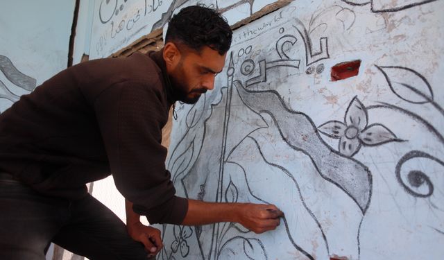Gazzeli sanatçı, direnişi sembole eden resmiler çizdi