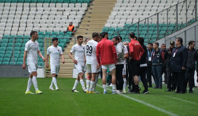 Vanspor, Bursaspor maçının 22. dakikasında sahadan çekildi