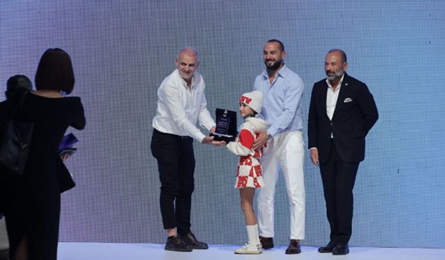Mesiad’dan Muhteşem Defile