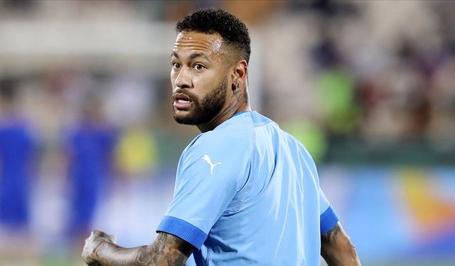 Neymar, gözyaşlarıyla sahayı terk etti