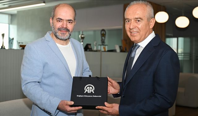 Türkiye Bisiklet Federasyonu Başkanı Müftüoğlu'ndan AA'ya ziyaret
