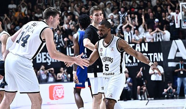Beşiktaş Fibabanka, Anadolu Efes'i devirdi, finale yükseldi