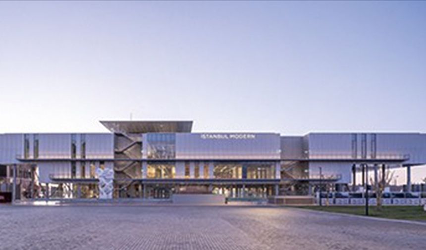 İstanbul Modern kuruluşundan bu yana 9 milyon ziyaretçi ağırladı