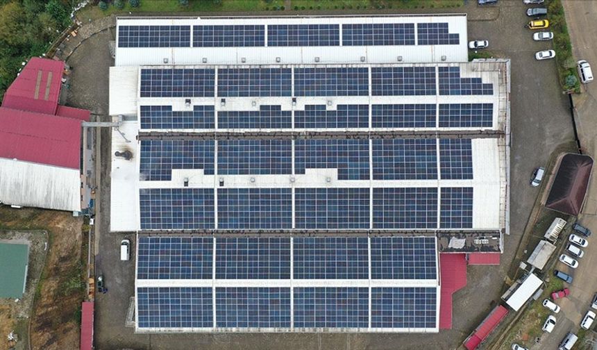 Ürünlerini Avrupa'ya ihraç eden tekstil firması enerjisini güneşten alıyor