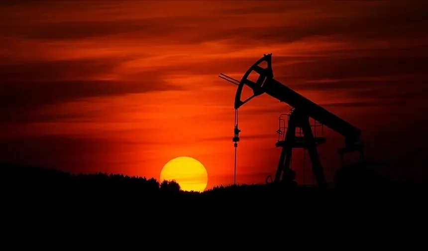 Brent petrolün varil fiyatı 85,83 dolar