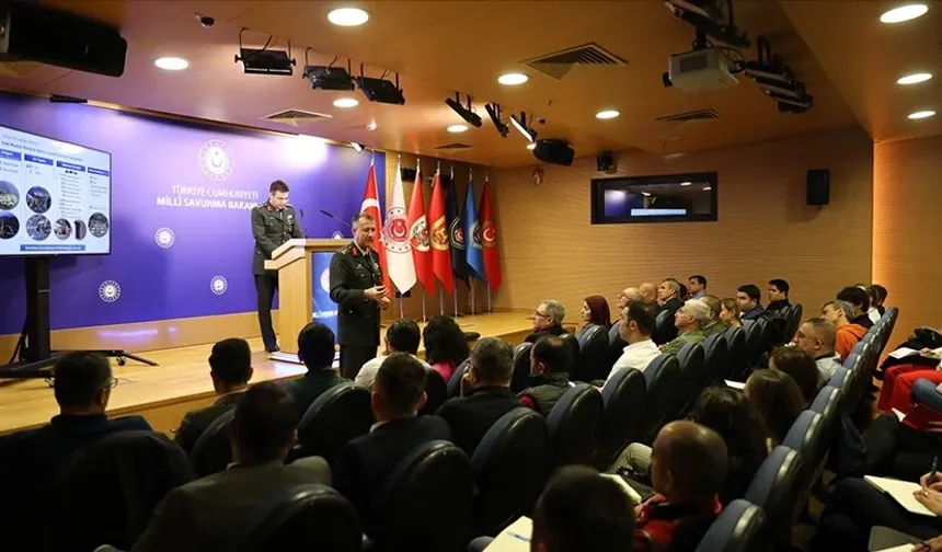 Milli Savunma Bakanlığının "Savunma Muhabirliği Eğitimi" başladı