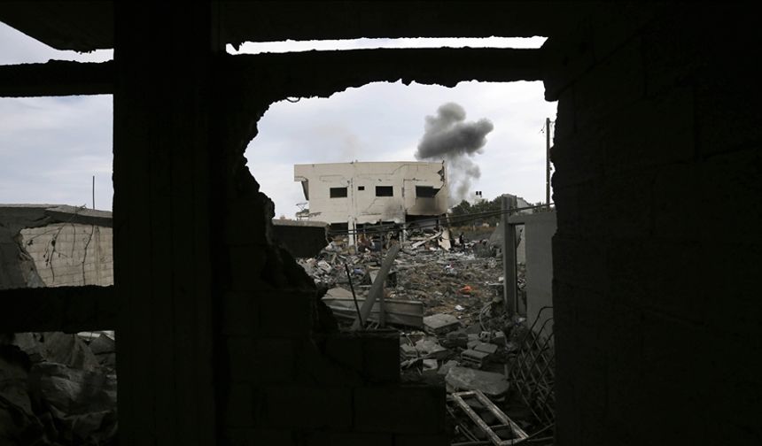 İsrail ordusu Gazze'deki Nusayrat Kampı'na saldırı düzenledi