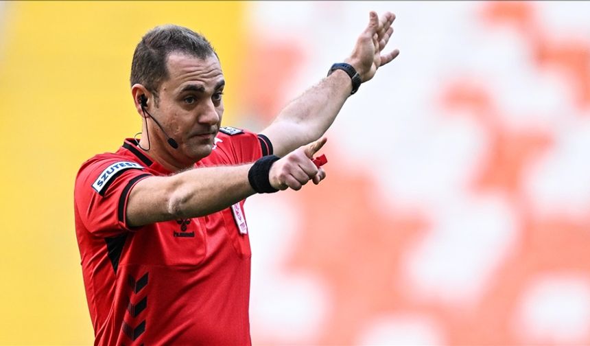 Süper Lig'de 33. hafta maçlarını yönetecek hakemler açıklandı
