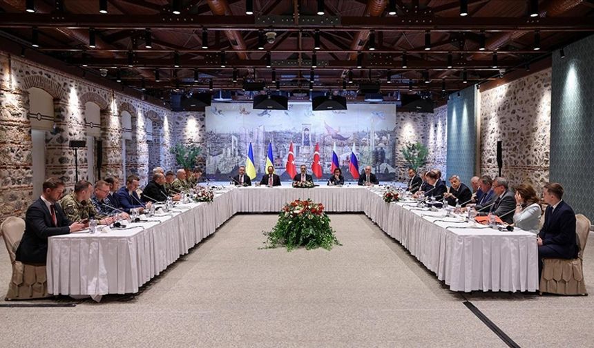 İstanbul'da düzenlenen Türkiye-ABD-Ukrayna Üçlü Toplantısı sona erdi