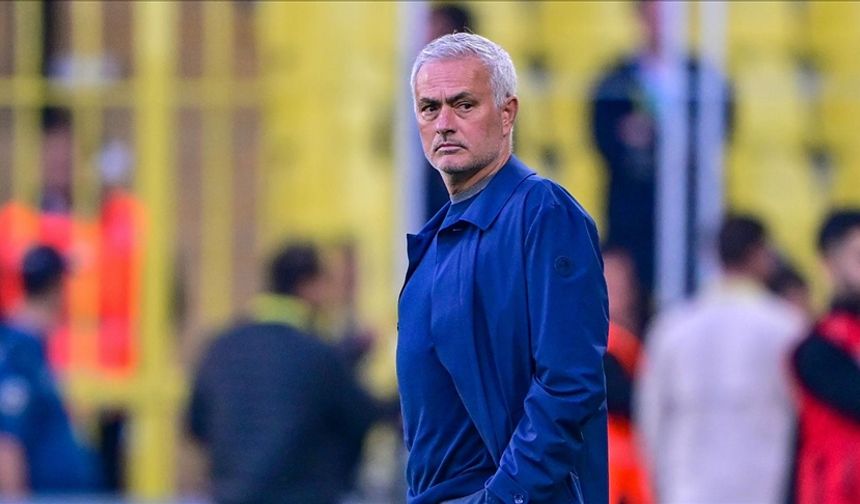 Jose Mourinho yönetimindeki Fenerbahçe'nin kalesi düştü