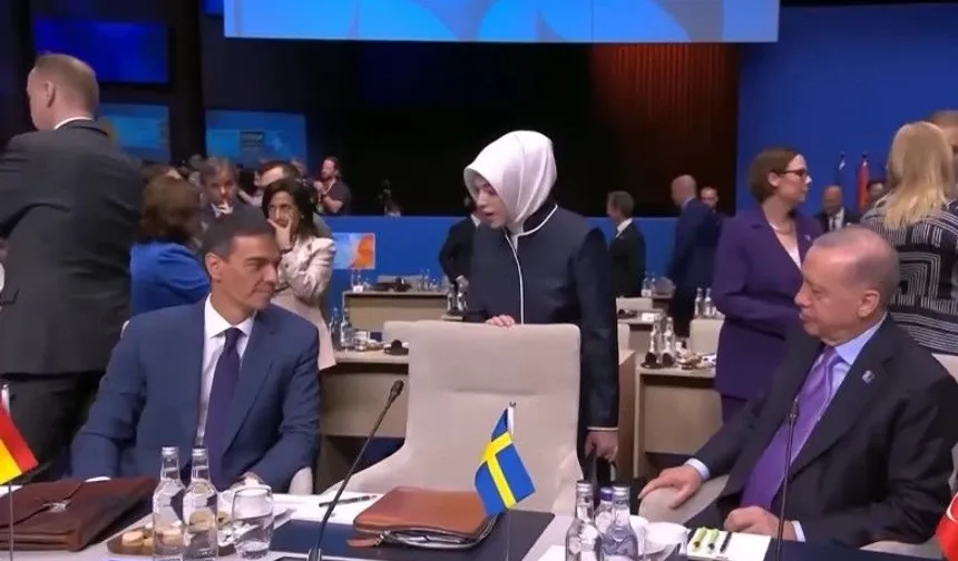 Cumhurbaşkanı Erdoğan, İspanya Başbakanı Sanchez ile sohbet etti