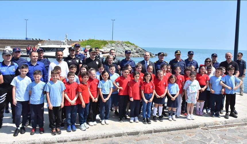 Trabzon'da çeken akıntı ve boğulmalara karşı tatbikat yapıldı