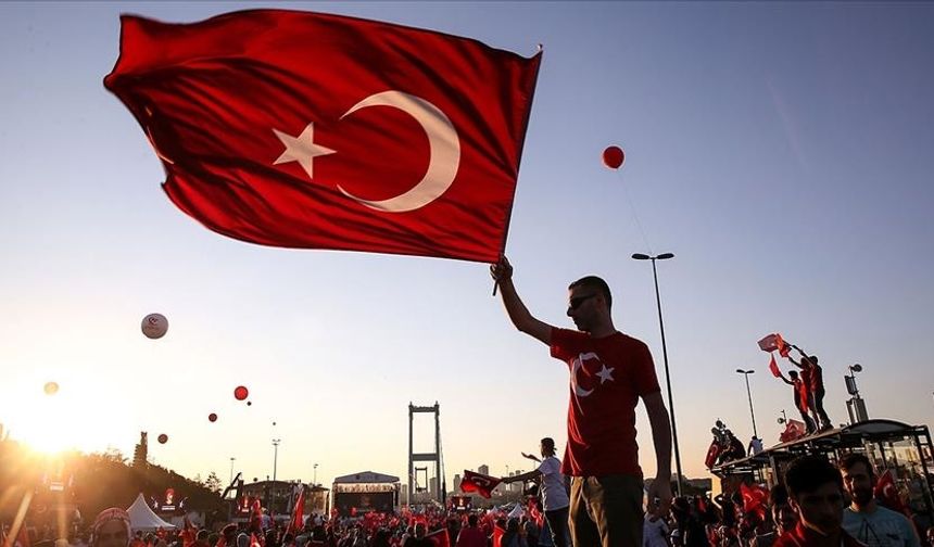 Spor camiasından, "15 Temmuz Demokrasi ve Milli Birlik Günü" mesajı