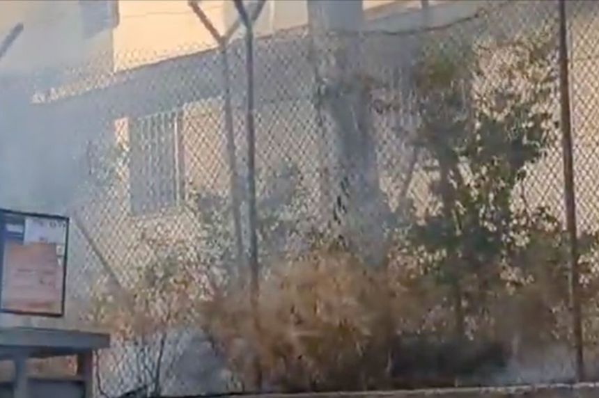 İsrailli aşırılıkçılar UNRWA Genel Merkezi'nin çevresini ateşe verdi