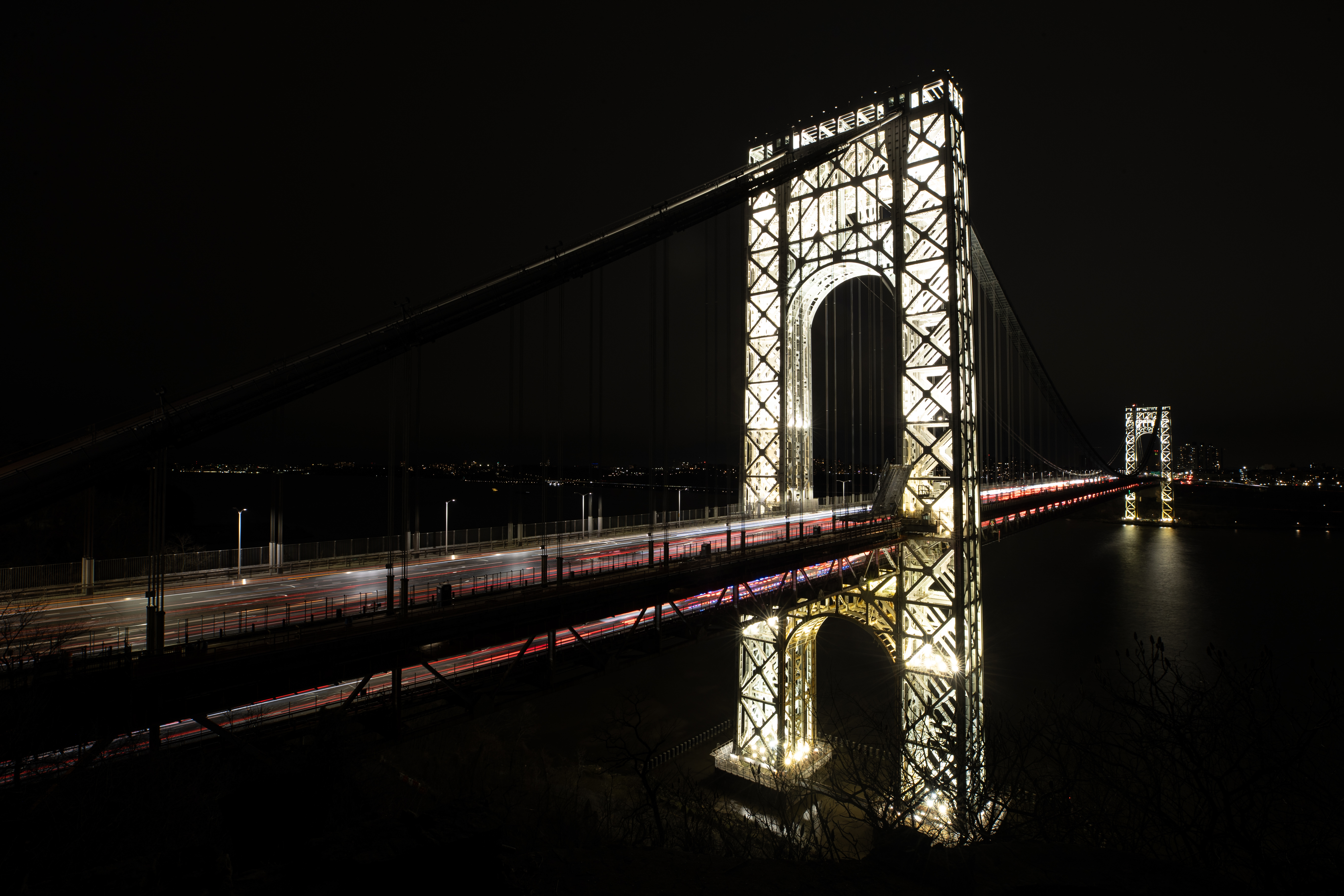 George Washington Köprüsü, Martin Luther King Jr. Günü kapsamında aydınlatıldı