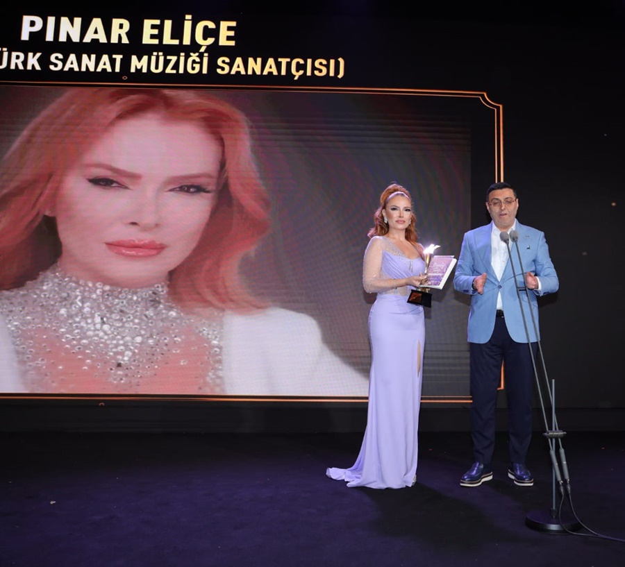Pinar Eli̇çe'ye Anlamli Ödül