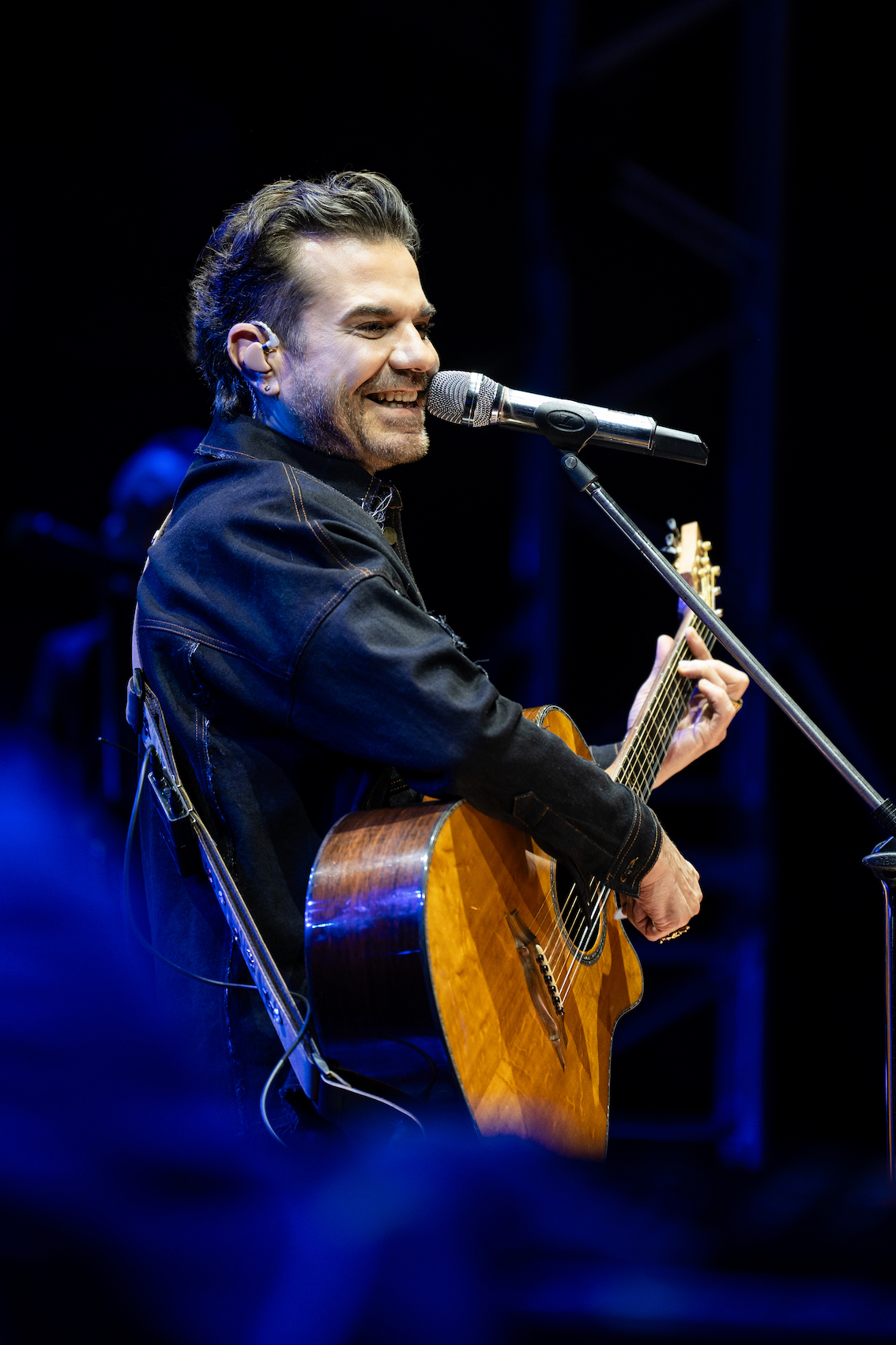 Yaz  Kenan Doğulu Konserleri̇yle Başladi!